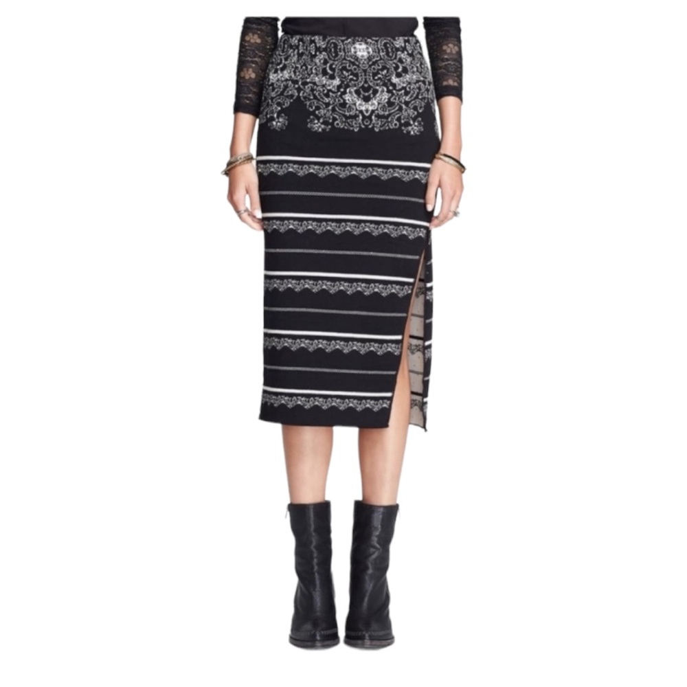Free People Women’s black & cream boho print knit sweater pull-on pencil skirt